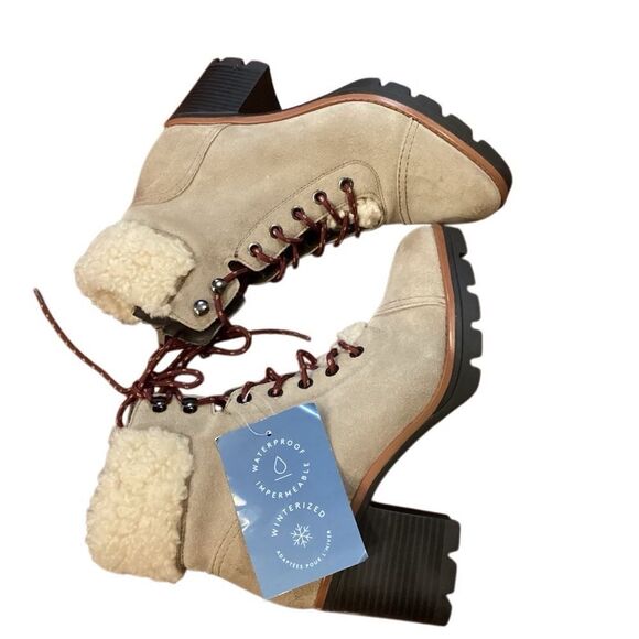 NWT Naturalizer Women's Varuna 2 Waterproof Booties Oatmeal Suede Size 7.5 - Picture 8 of 14